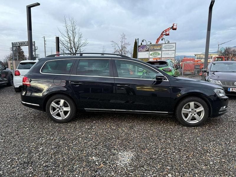 Gebraucht VW Passat Comfortline 105 PS (77 kW) 2012 Blau Kombi