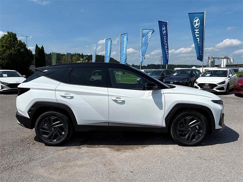 Neu Hyundai Tucson 253 PS (186 kW) 2025 Serenity white  weiß SUV