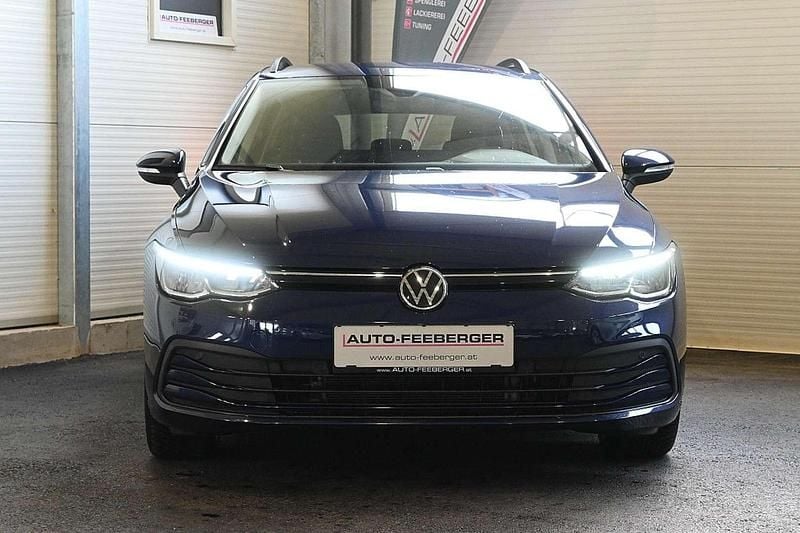 Gebraucht VW Golf VIII Life 116 PS (85 kW) 2022 Blau Kombi