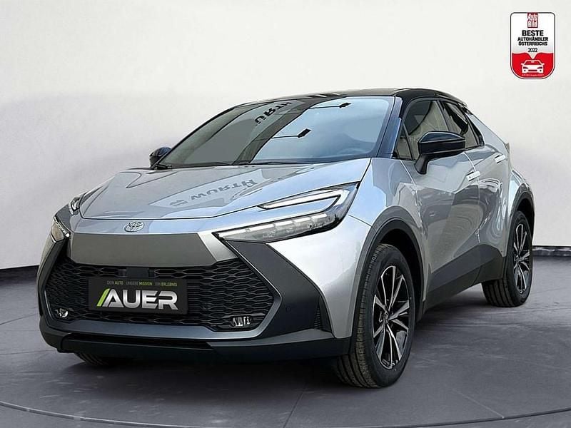 Neu Toyota C-HR Active 152 PS (111 kW) 2025 Silber SUV