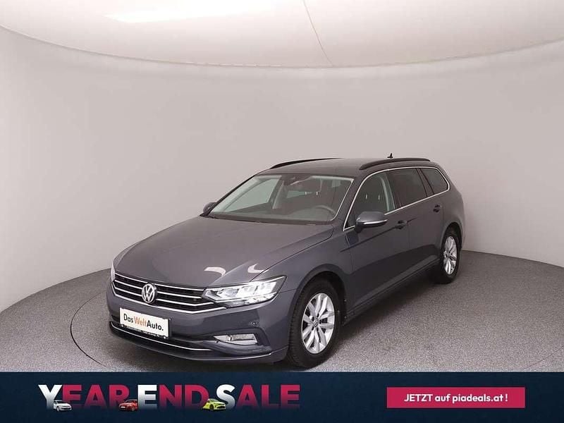 Grau Gebraucht 2020 VW Passat Business Kombi | € 19.222 (Guter Preis) - Bild 1/4