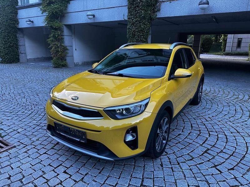 Gebraucht 2017 Kia Stonic Gold SUV | € 10.950 (Fairer Preis) - Bild 1/4