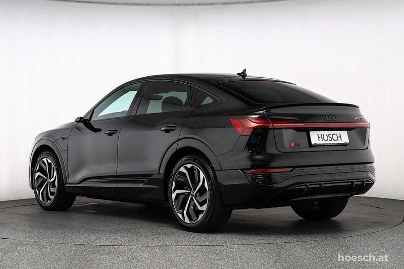 Gebraucht Audi Q8 e-tron S-Line 300 kW (408 PS) 2024 Schwarz SUV