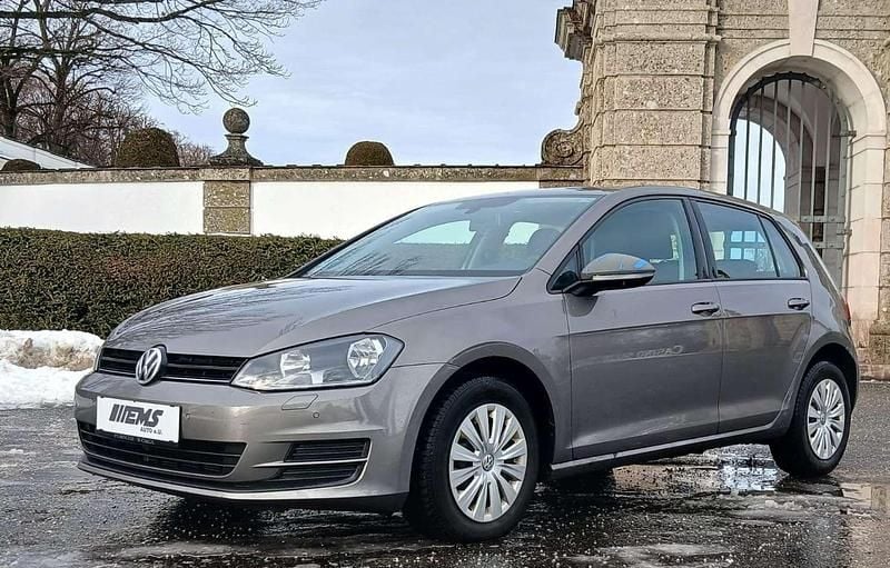 Gebraucht VW Golf VII Trendline 105 PS (77 kW) 2013 Grau Limousine
