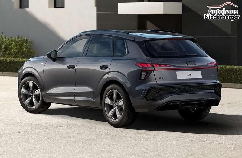 Neu Audi Q3 S-Line 204 PS (150 kW) 2025 Grau SUV