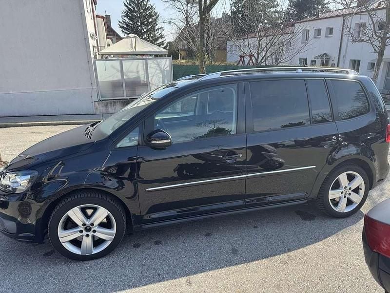 Gebraucht VW Touran 140 PS (102 kW) 2012 Van / Kleinbus