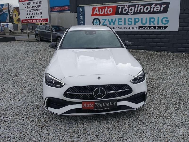 Gebraucht Mercedes C220 AMG 200 PS (147 kW) 2023 Weiß Kombi