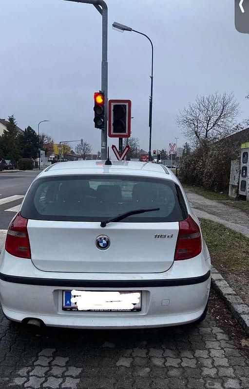 Gebraucht BMW 116 116 PS (85 kW) 2010 Kleinwagen