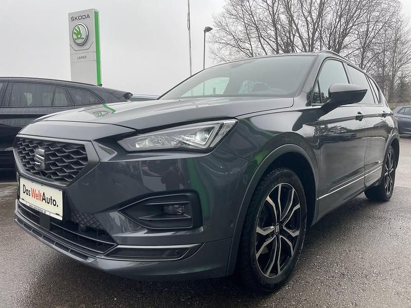 Mittelgrau metallic Gebraucht 2023 Seat Tarraco FR SUV | € 34.980 (Fairer Preis) - Bild 1/4