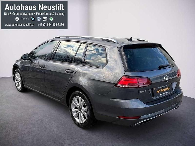 Gebraucht VW Golf VII Comfortline 116 PS (85 kW) 2017 Grau Kombi