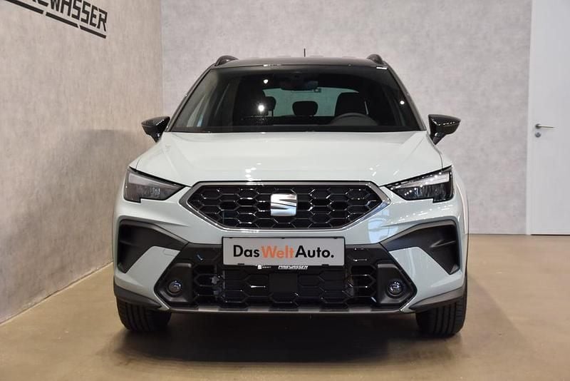 Gebraucht Seat Arona Style 115 PS (84 kW) 2026 Hellgrau  metallic SUV
