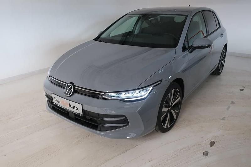 Neu VW Golf VIII 116 PS (85 kW) 2026 Mittelgrau  normal Limousine