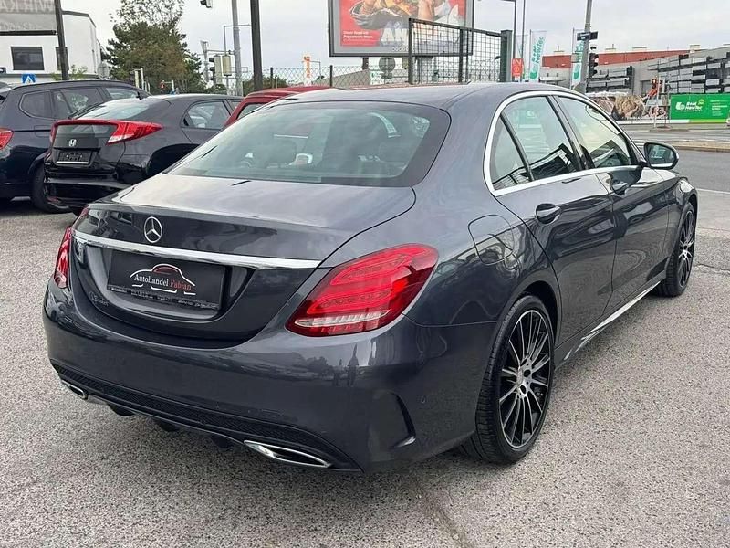 Gebraucht Mercedes C250 AMG line 204 PS (150 kW) 2015 Schwarz Limousine