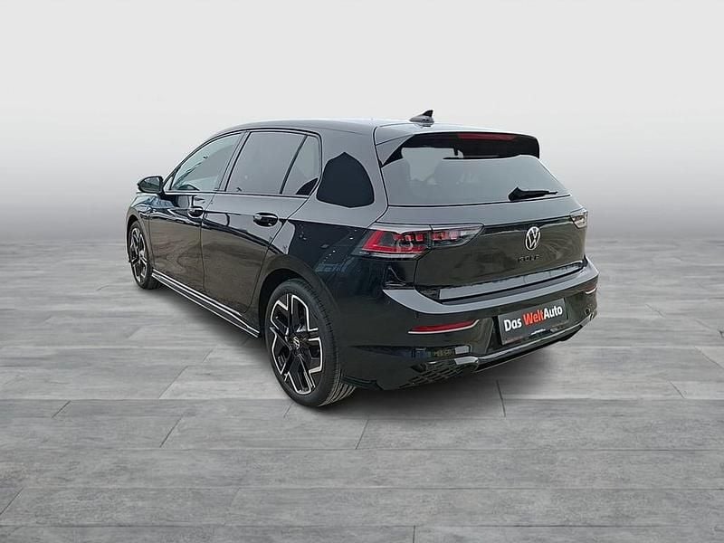 Neu VW Golf VIII Sport 115 PS (84 kW) 2026 Schwarz  metallic