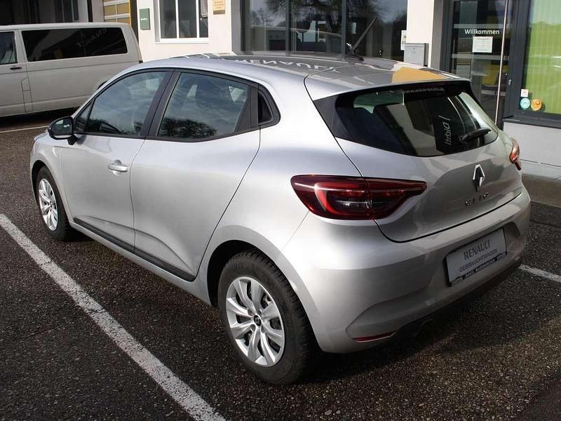 Gebraucht Renault Clio V Life 67 PS (49 kW) 2021 Grau Kleinwagen