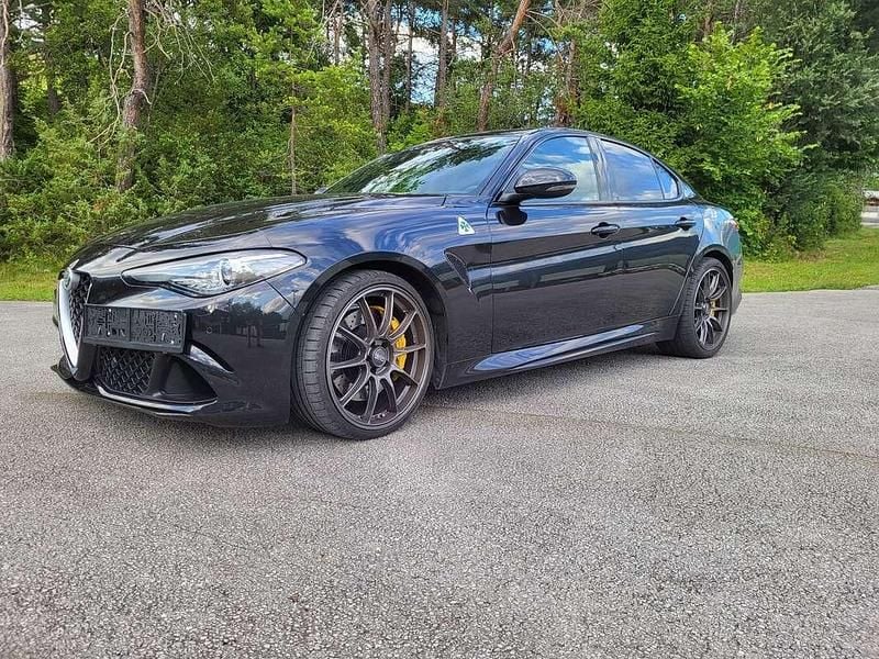 Gebraucht Alfa Romeo Giulia Quadrifoglio 510 PS (375 kW) 2016 Schwarz Limousine
