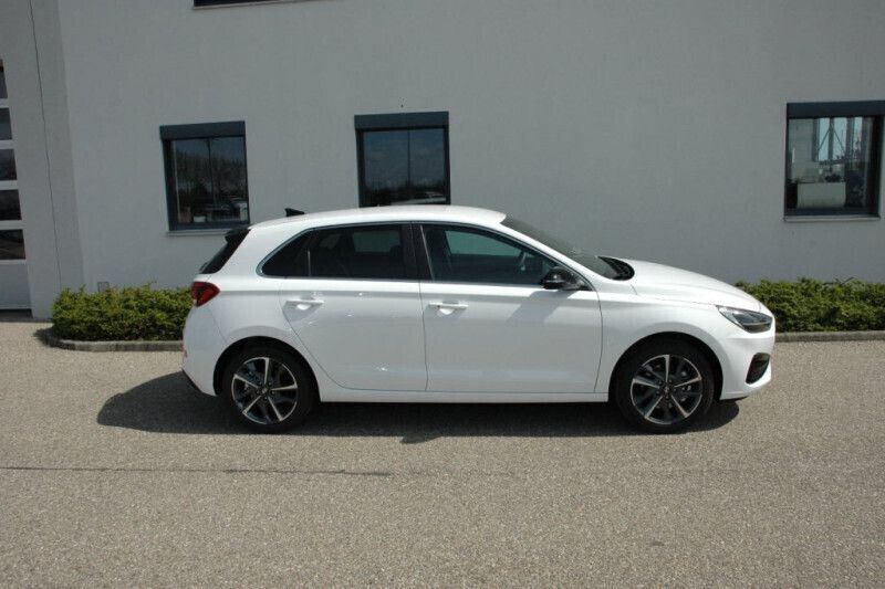 Neu Hyundai i30 GO! 95 PS (69 kW) 2025
