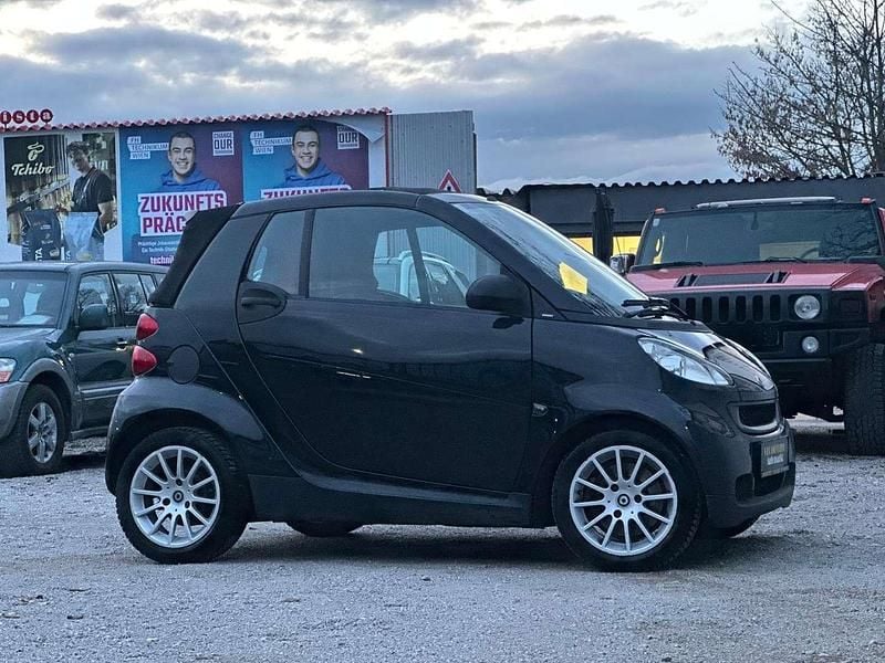 Schwarz Gebraucht 2009 Smart ForTwo Cabrio Cabrio | € 3.990 - Bild 1/4