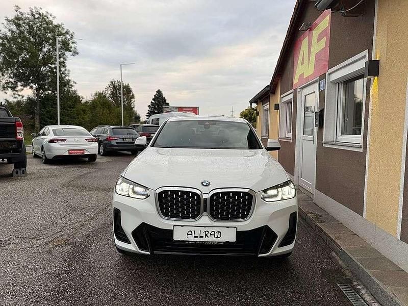 Gebraucht BMW X4 M Sport 190 PS (139 kW) 2022 Weiß SUV