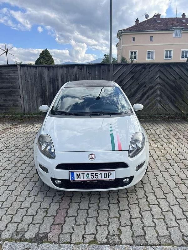 Gebraucht Fiat Punto Lounge 105 PS (77 kW) 2017 Limousine