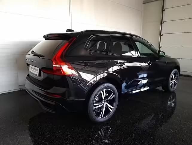 Gebraucht Volvo XC60 R-Design 253 PS (186 kW) 2022 Schwarz metallic SUV