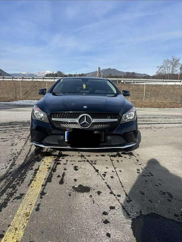 Gebraucht Mercedes CLA200 Shooting Brake 136 PS (100 kW) 2017 Kombi