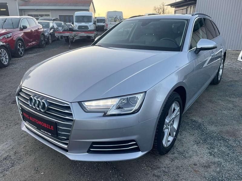 Grau Gebraucht 2017 Audi A4 Sport Kombi | € 19.999 (Guter Preis) - Bild 1/4