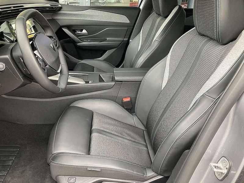 Gebraucht Peugeot 308 SW 146 PS (107 kW) 2025 Grau Kombi