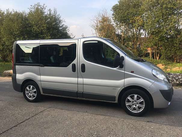Opel Vivaro 9 Sitzer Watchscouth Com Verkauft Opel Vivaro 2 0 Cdti 9 Sitzer Gebraucht 2006 228 000 Km