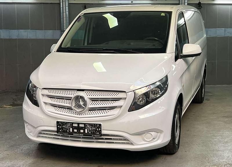 Gebraucht Mercedes Vito 102 PS (75 kW) 2021 Weiß Van