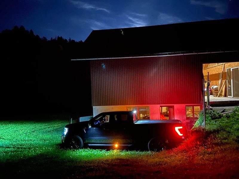 Gebraucht Ford F-150 Lariat 405 PS (297 kW) 2021 Schwarz Abholung