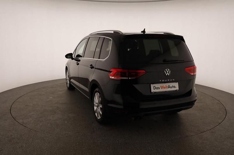 Gebraucht VW Touran Highline 150 PS (110 kW) 2024 Schwarz  metallic Van / Kleinbus