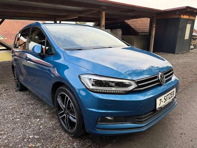 Gebraucht VW Touran 116 PS (85 kW) 2019 Blau Van / Kleinbus