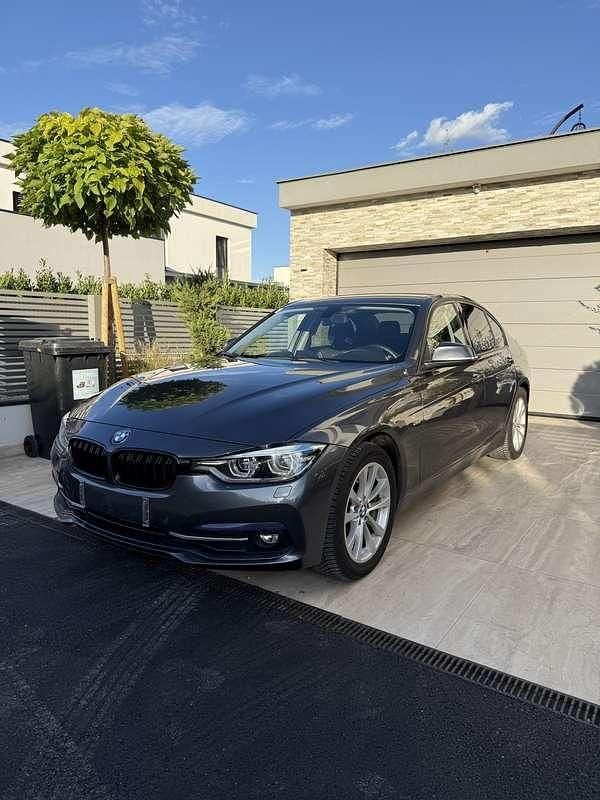 Gebraucht BMW 316 Sport Line 116 PS (85 kW) 2015 Limousine