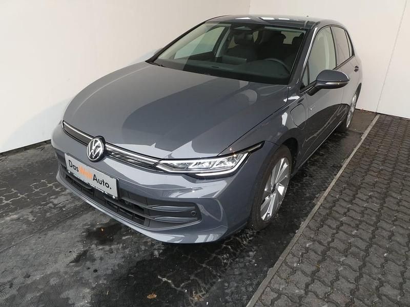 Neu VW Golf VIII 204 PS (150 kW) 2026 Mittelgrau  metallic Limousine