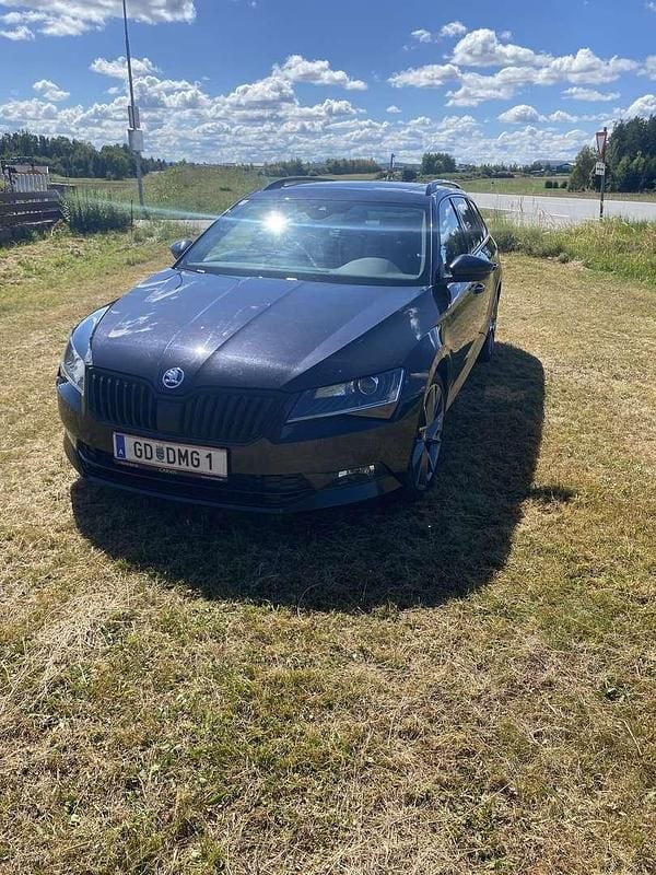 Gebraucht Skoda Superb SportLine 150 PS (110 kW) 2019 Kombi