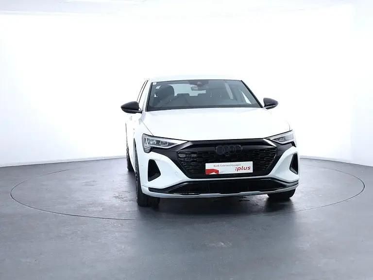 Gebraucht Audi Q8 e-tron Business 250 kW (340 PS) 2024 Weiss  metallic SUV
