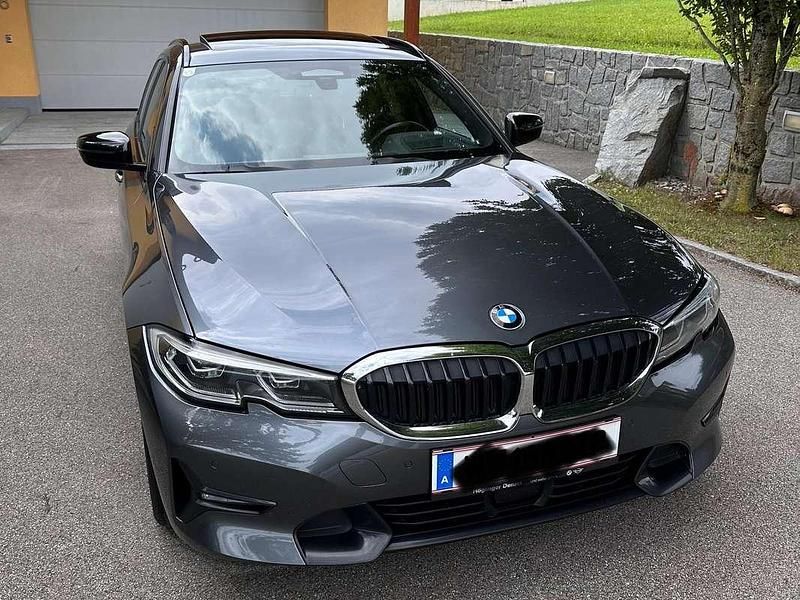 Gebraucht BMW 320 Sport Line 190 PS (139 kW) 2020 Grau Kombi