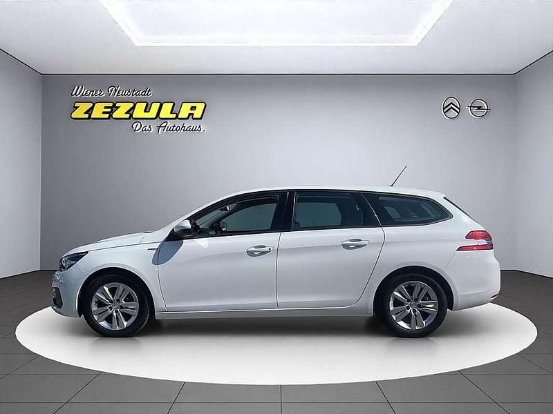 Gebraucht Peugeot 308 SW Active 102 PS (75 kW) 2019 Weiß Kombi