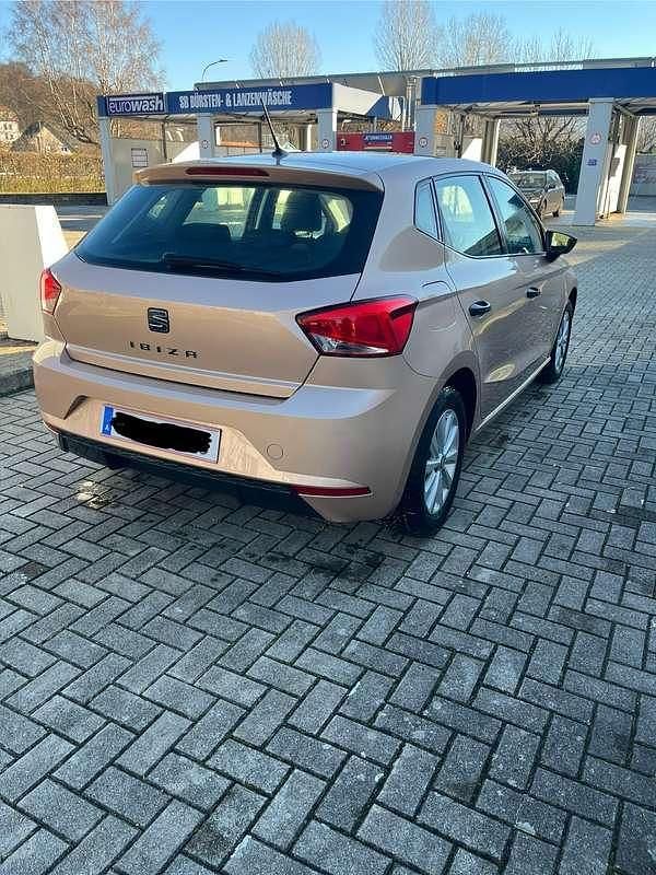 Gebraucht Seat Ibiza Reference 75 PS (55 kW) 2017 Gold Limousine