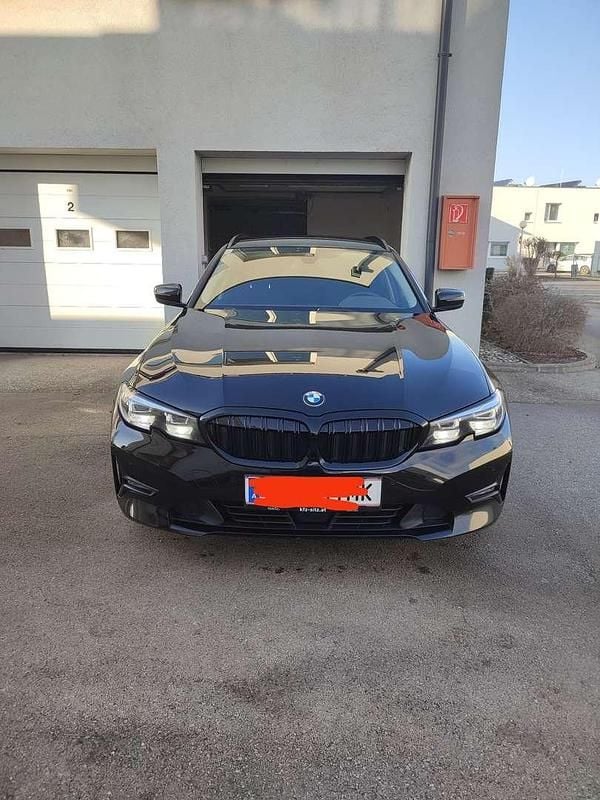 Gebraucht BMW 320 190 PS (139 kW) 2020 Kombi