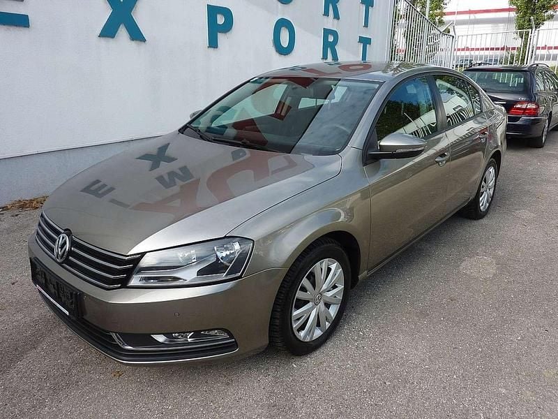 Gebraucht VW Passat Trendline 140 PS (102 kW) 2014 Braun Limousine