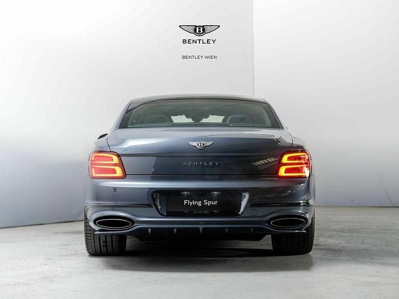 Gebraucht Bentley Flying Spur 782 PS (575 kW) 2025 Limousine