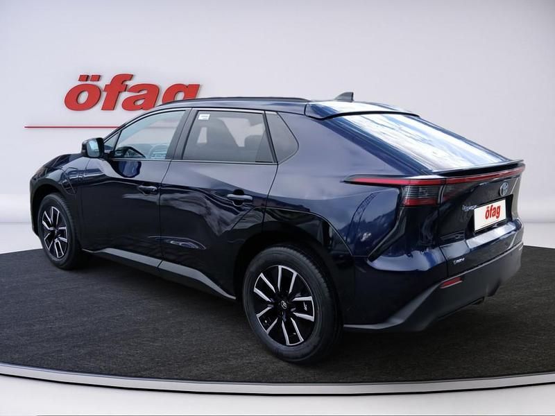 Neu Toyota bZ4X Active 164 kW (224 PS) 2026 SUV
