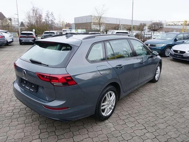 Gebraucht VW Golf VIII Life 116 PS (85 kW) 2021 Grau Kombi