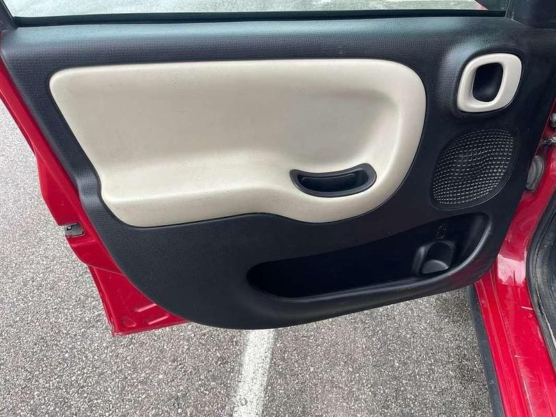 Gebraucht Fiat Panda 4x4 Rock 75 PS (55 kW) 2014 Rot Kleinwagen