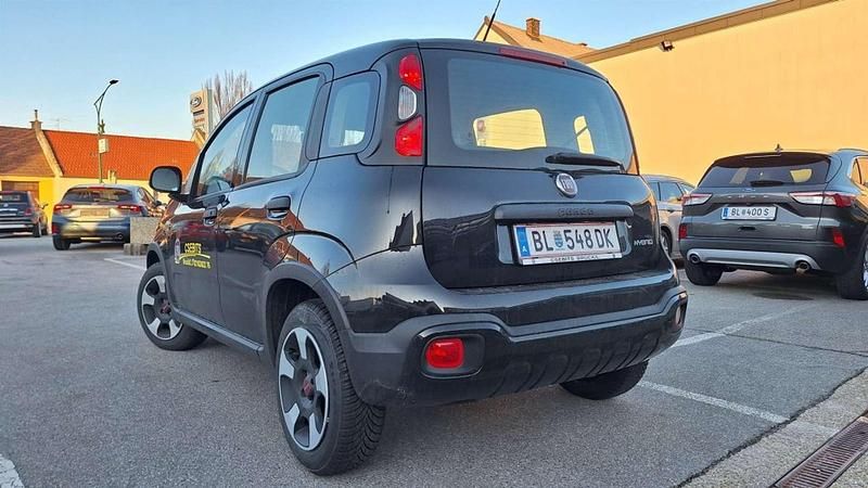 Gebraucht Fiat Panda Cross Cross 69 PS (50 kW) 2023 Schwarz Kleinwagen