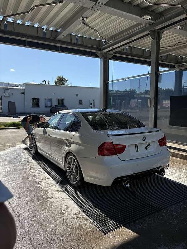 Gebraucht BMW 330 245 PS (180 kW) 2009 Limousine