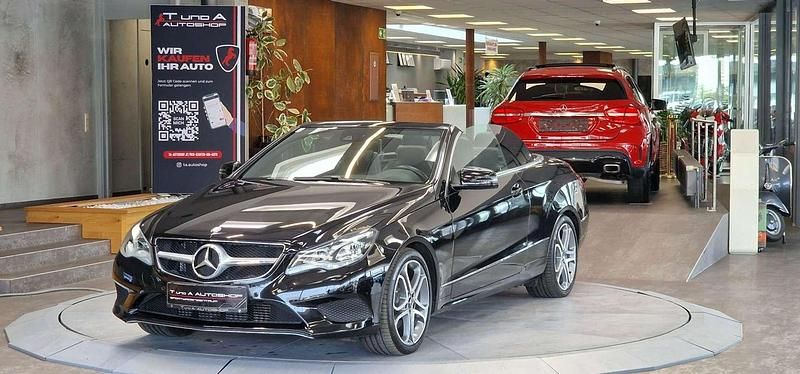Gebraucht Mercedes E250 211 PS (155 kW) 2014 Schwarz Cabrio