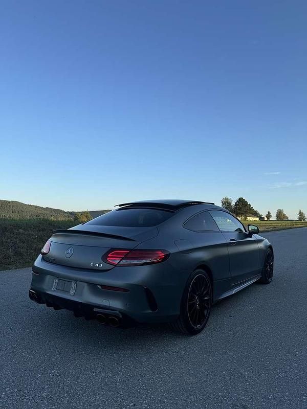 Gebraucht Mercedes C43 AMG AMG 390 PS (286 kW) 2021 Coupé